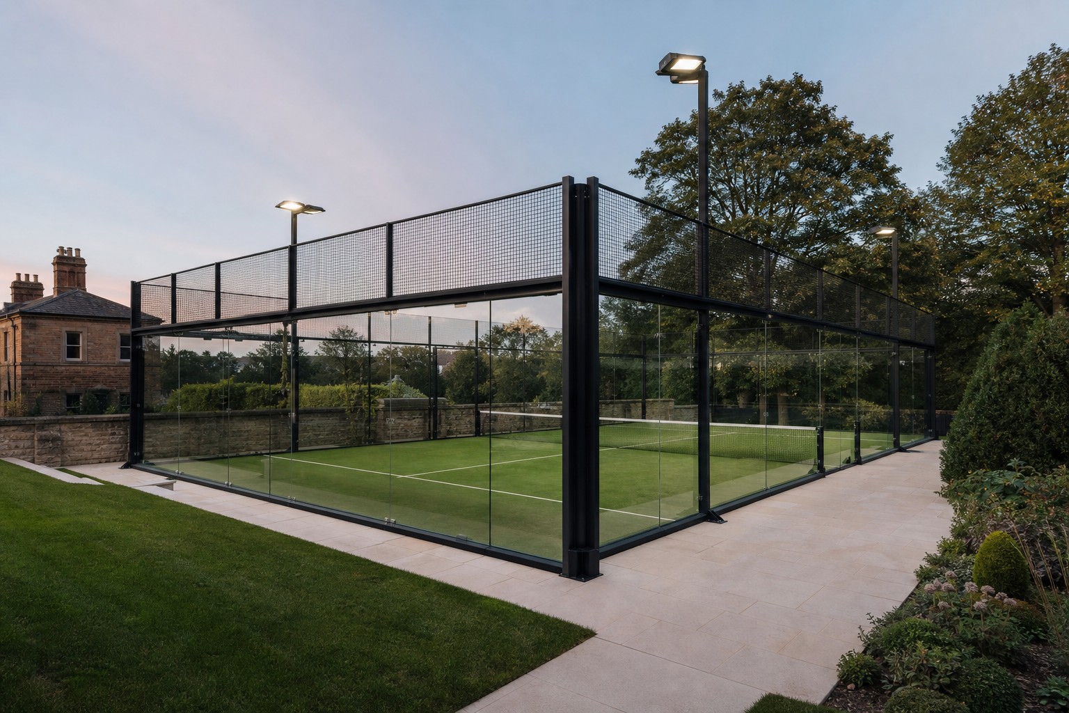 Padel court construction in Reading